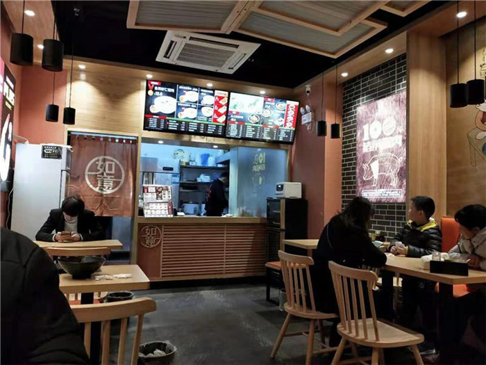 [餐饮行业加盟]深夜一碗馄饨，这就非常美味了